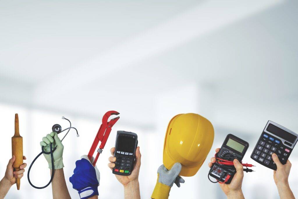 An In-Depth Analysis of Scheduling Algorithms in Field Service Management Software